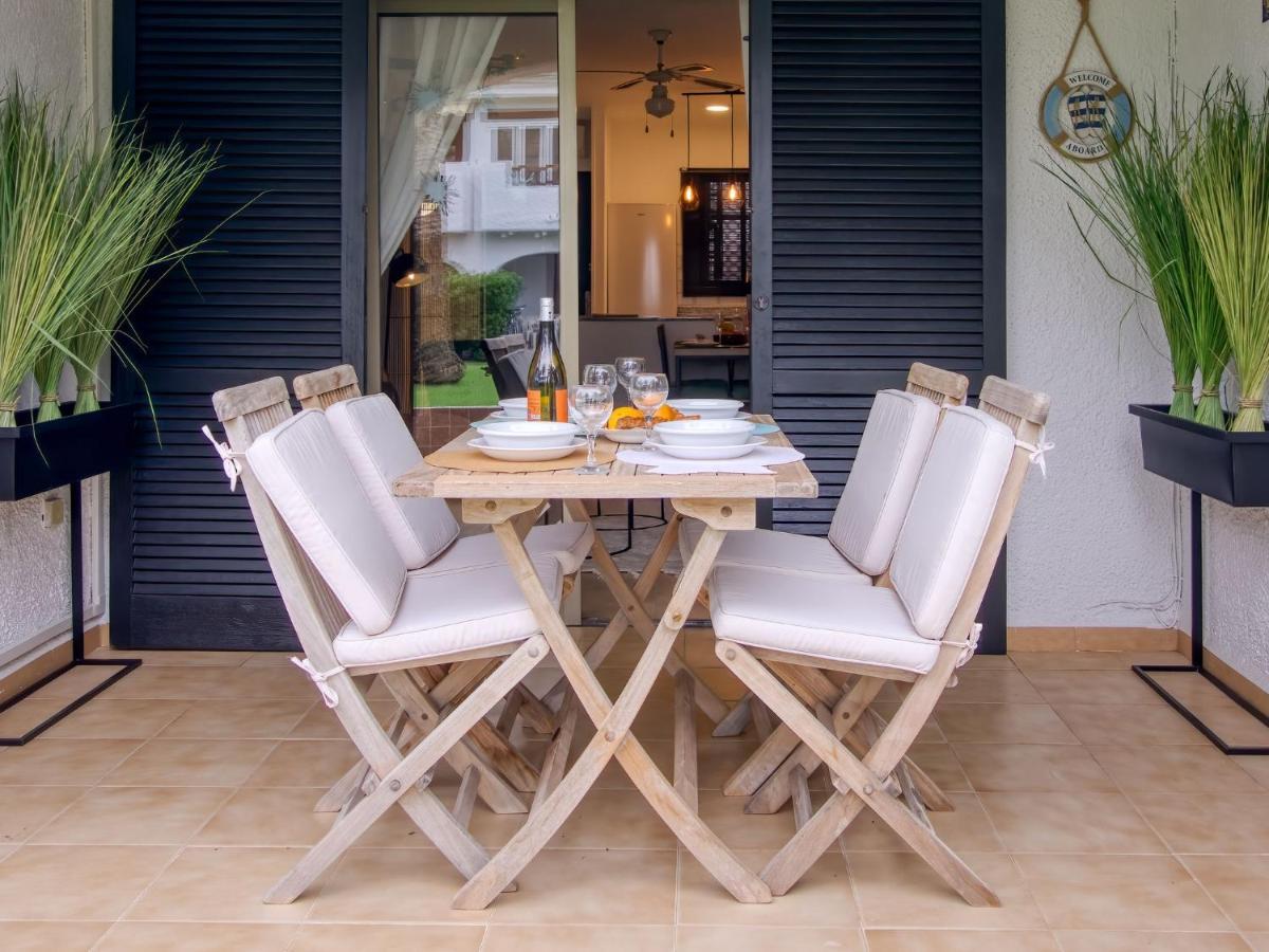 Apartment Nueva Playa Les Deveses Dış mekan fotoğraf