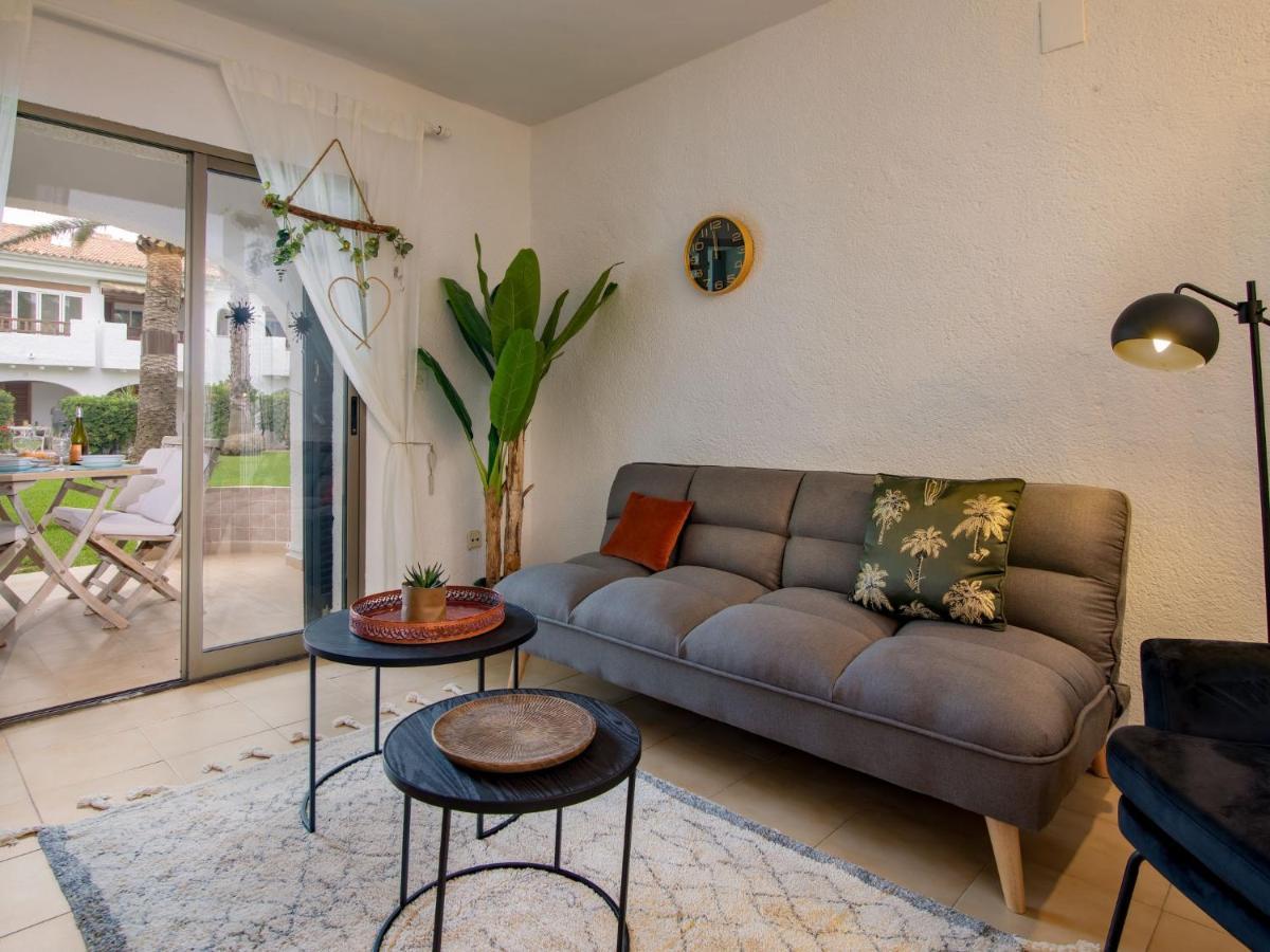Apartment Nueva Playa Les Deveses Dış mekan fotoğraf