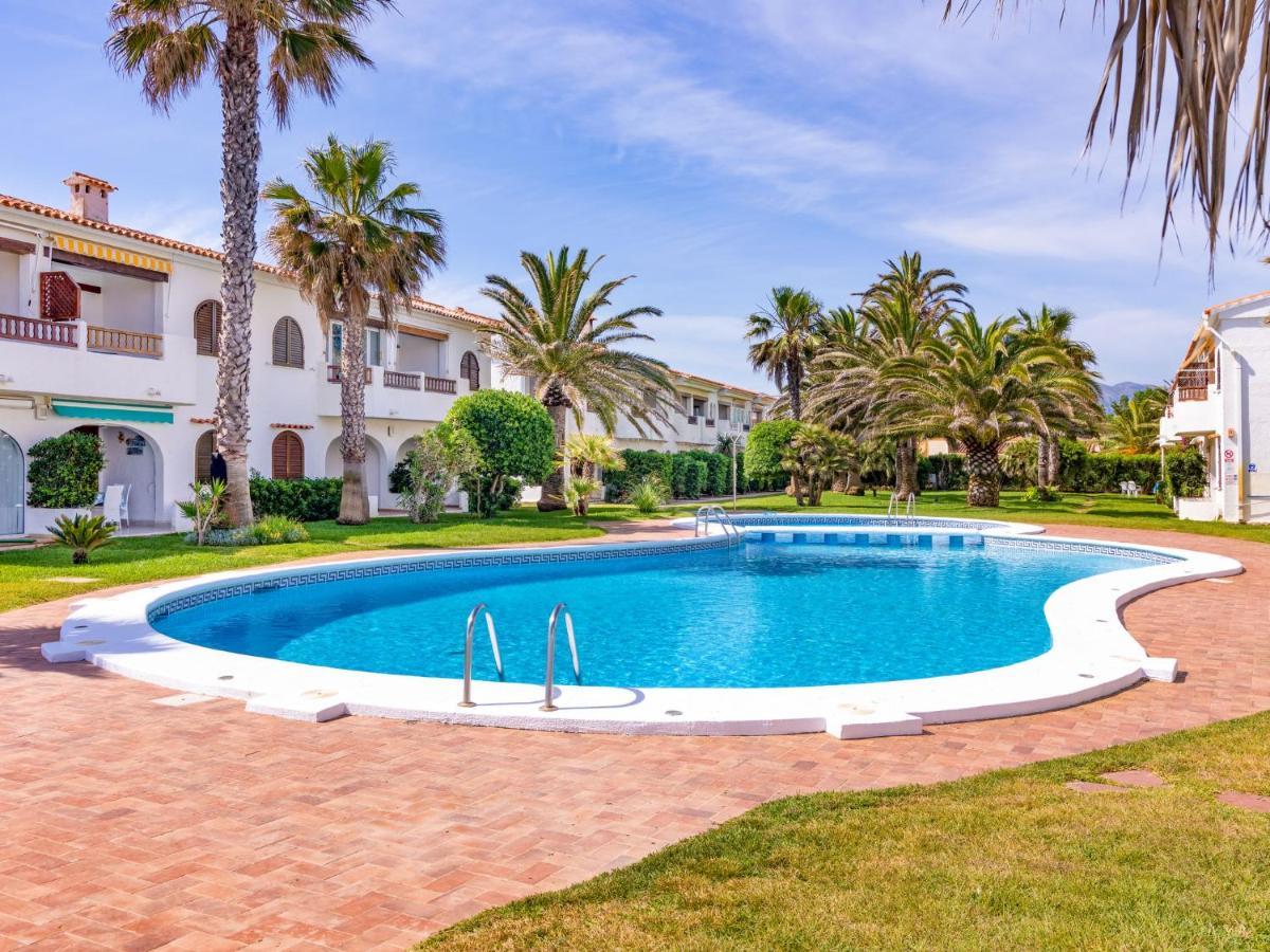 Apartment Nueva Playa Les Deveses Dış mekan fotoğraf