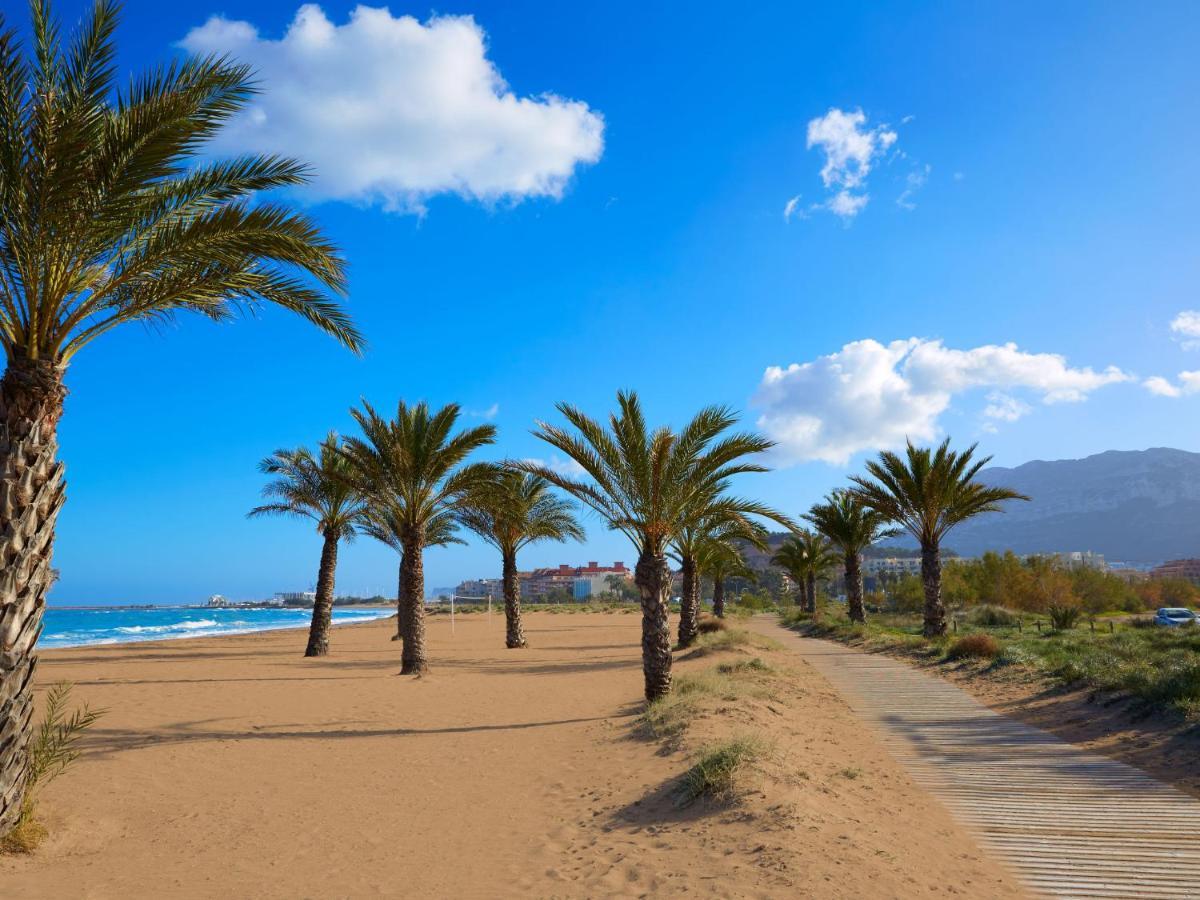 Apartment Nueva Playa Les Deveses Dış mekan fotoğraf